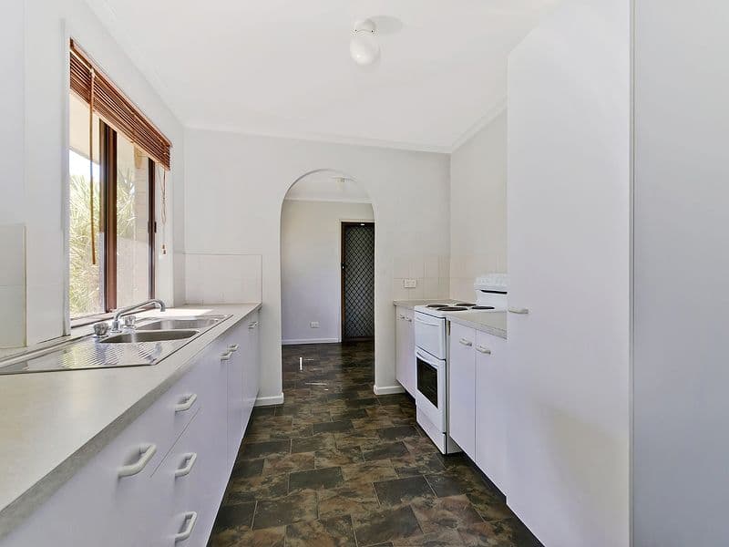 8 Sedgman Street, MORAYFIELD QLD 4506, Morayfield - Thumbnail 6