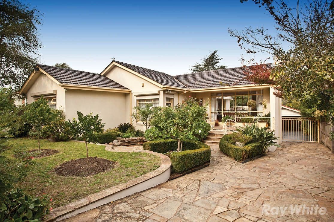 10 Stocks Road, MOUNT WAVERLEY VIC 3149, Mount Waverley - Image 1
