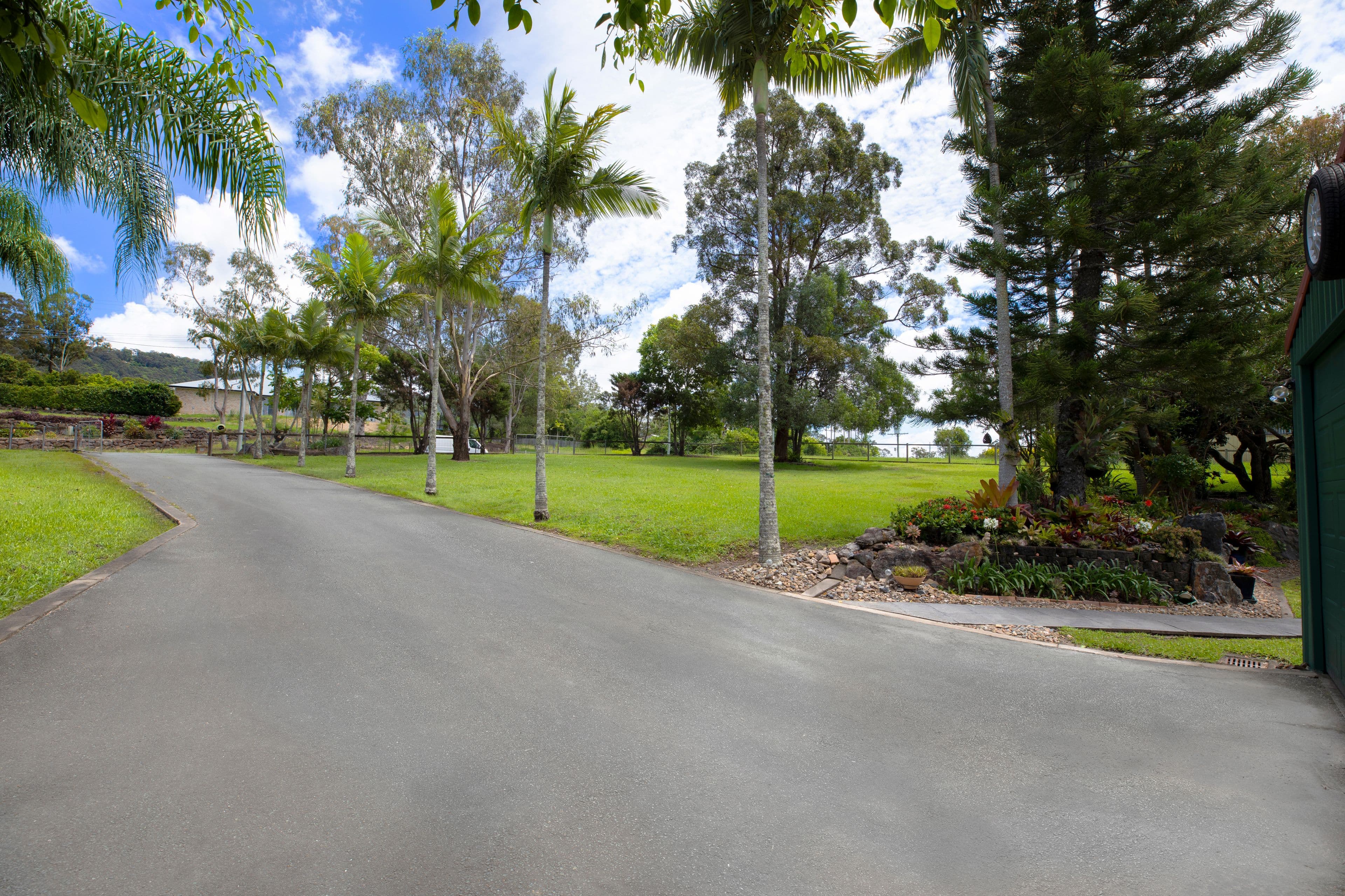 8 Glenview Road, Upper Coomera QLD 4209, Upper Coomera - Thumbnail 4