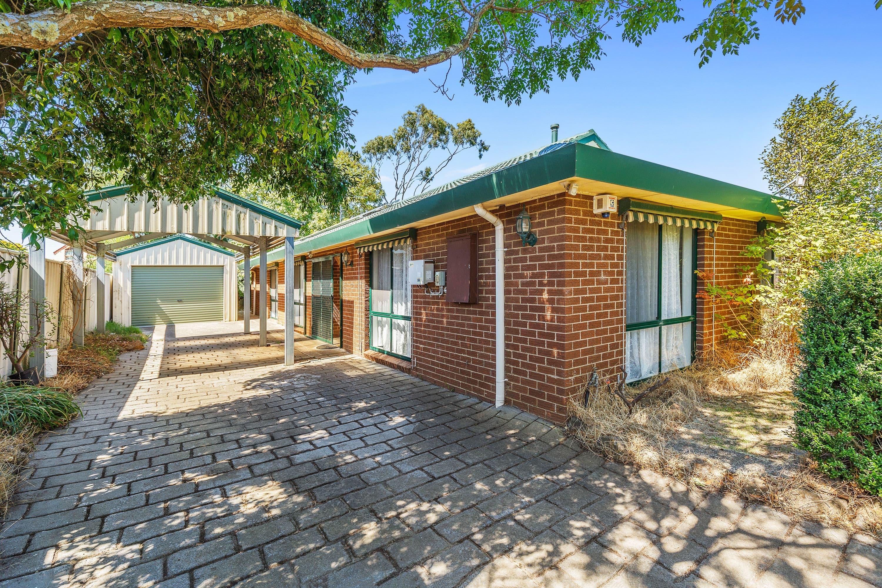 6 Cameron Court, Wallan VIC 3756, Wallan - Thumbnail 2