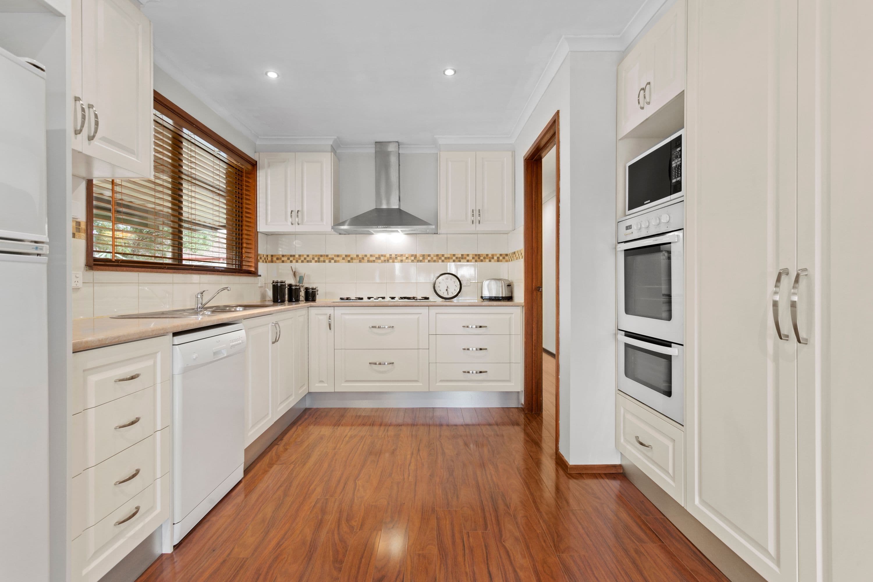 31 Northumberland Drive, Epping VIC 3076, Epping - Thumbnail 2