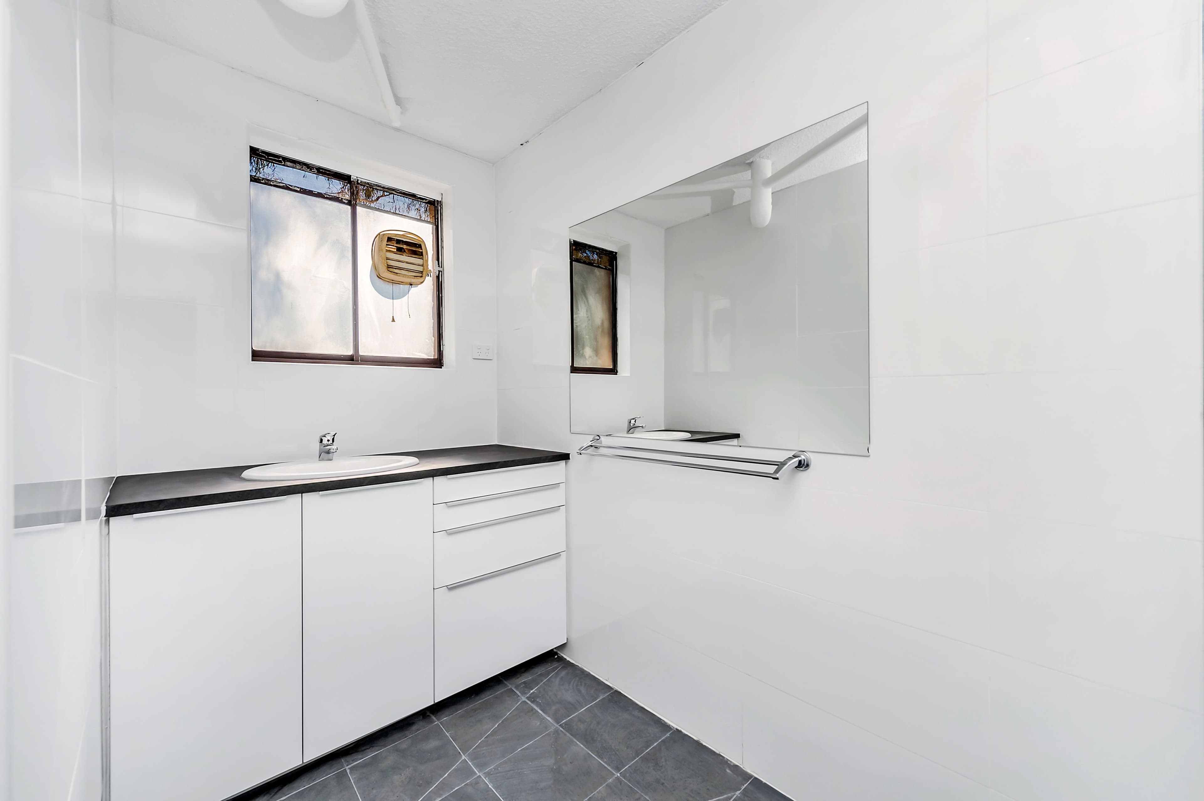5 Crest Road, Crestwood NSW 2620, Crestwood - Thumbnail 6