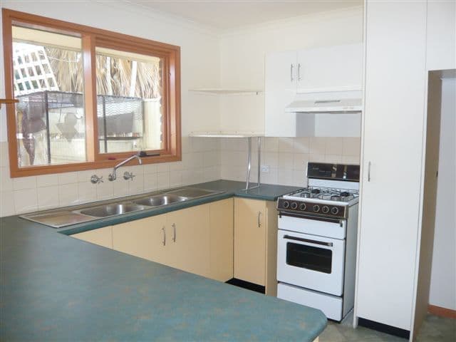 4 Begonia Court, PARAFIELD GARDENS SA 5107, Parafield Gardens - Thumbnail 4