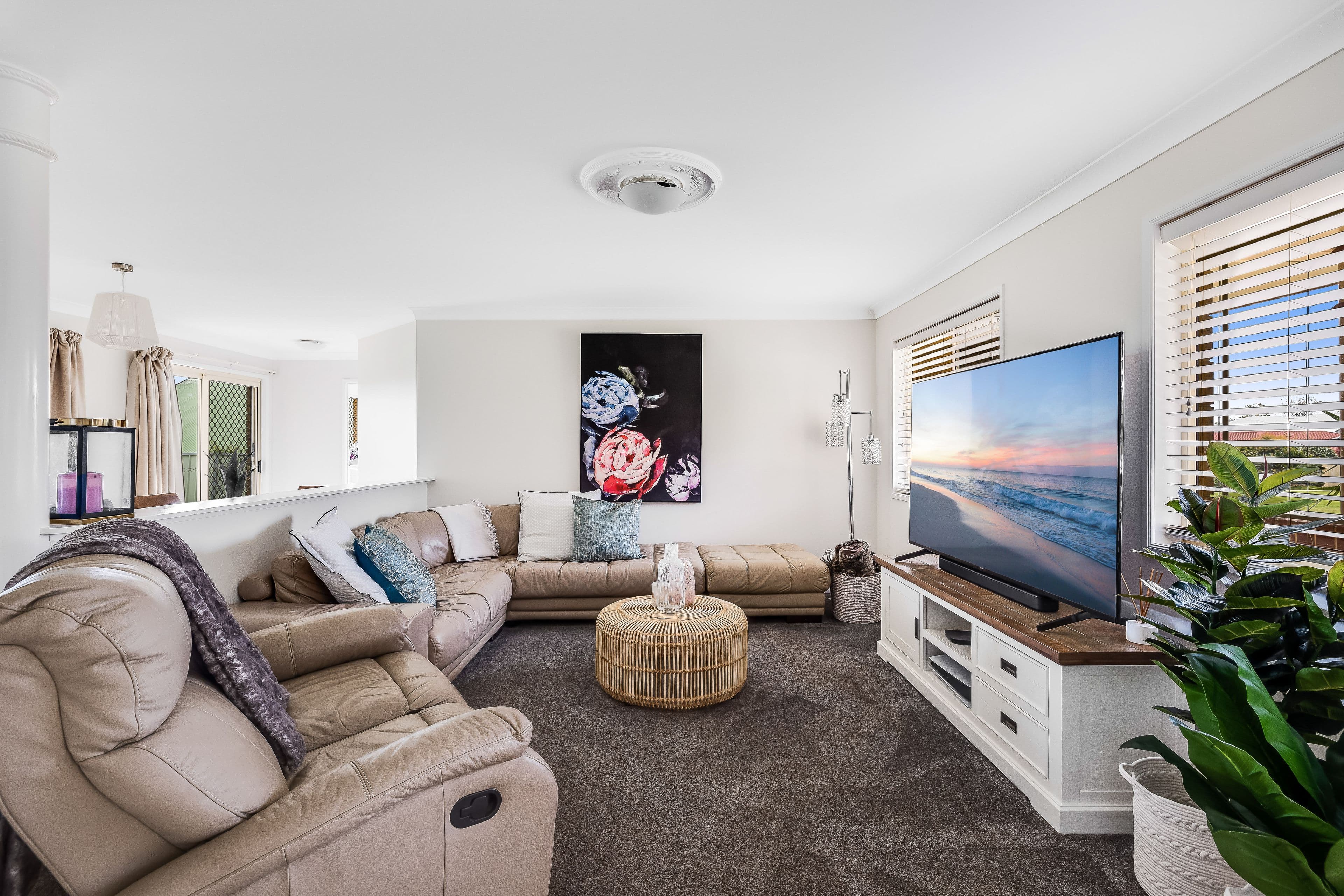 4 Bouganvillea Drive, Middle Ridge QLD 4350, Middle Ridge - Thumbnail 2