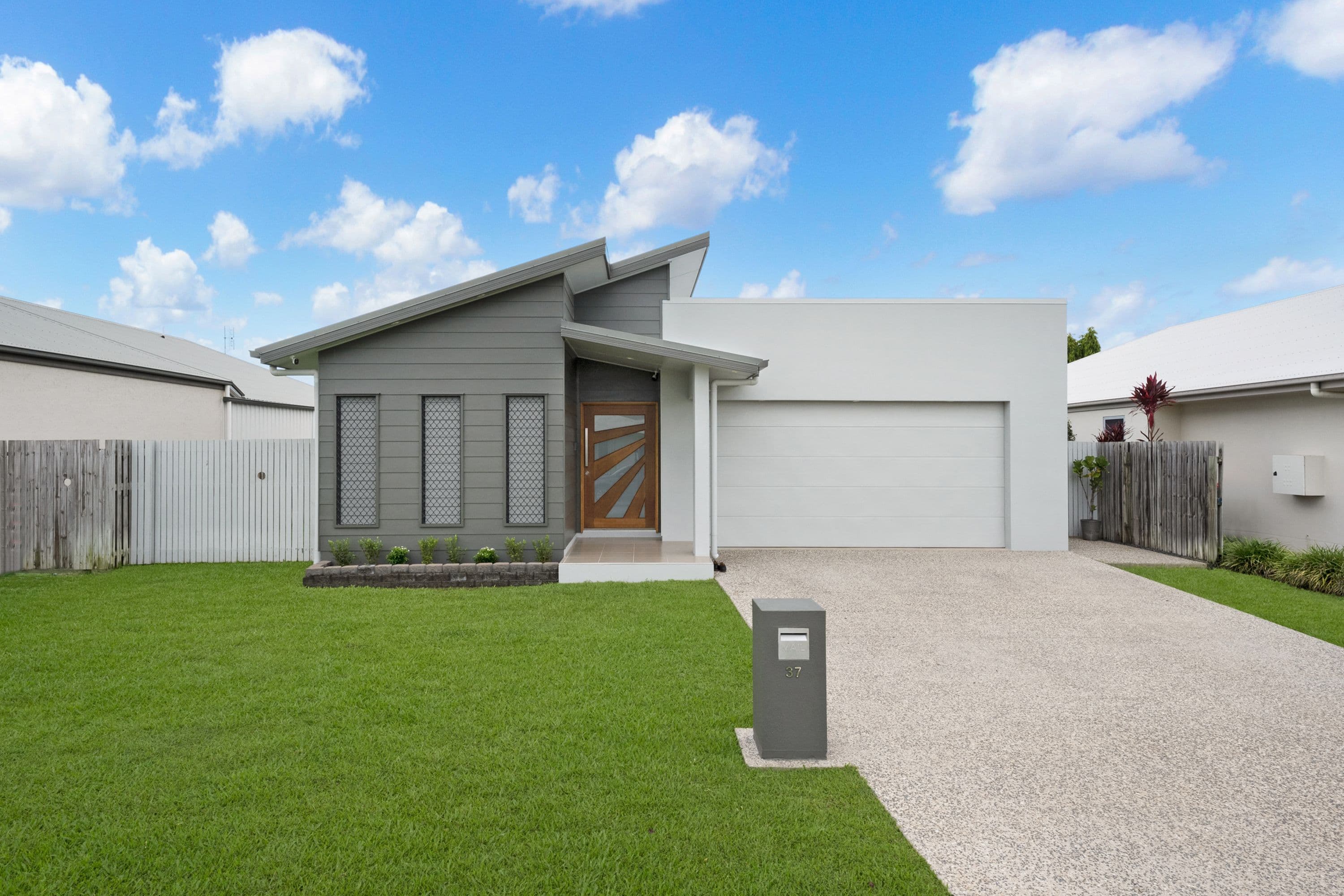37 Solana Circuit, Burdell QLD 4818, Burdell - Image 1