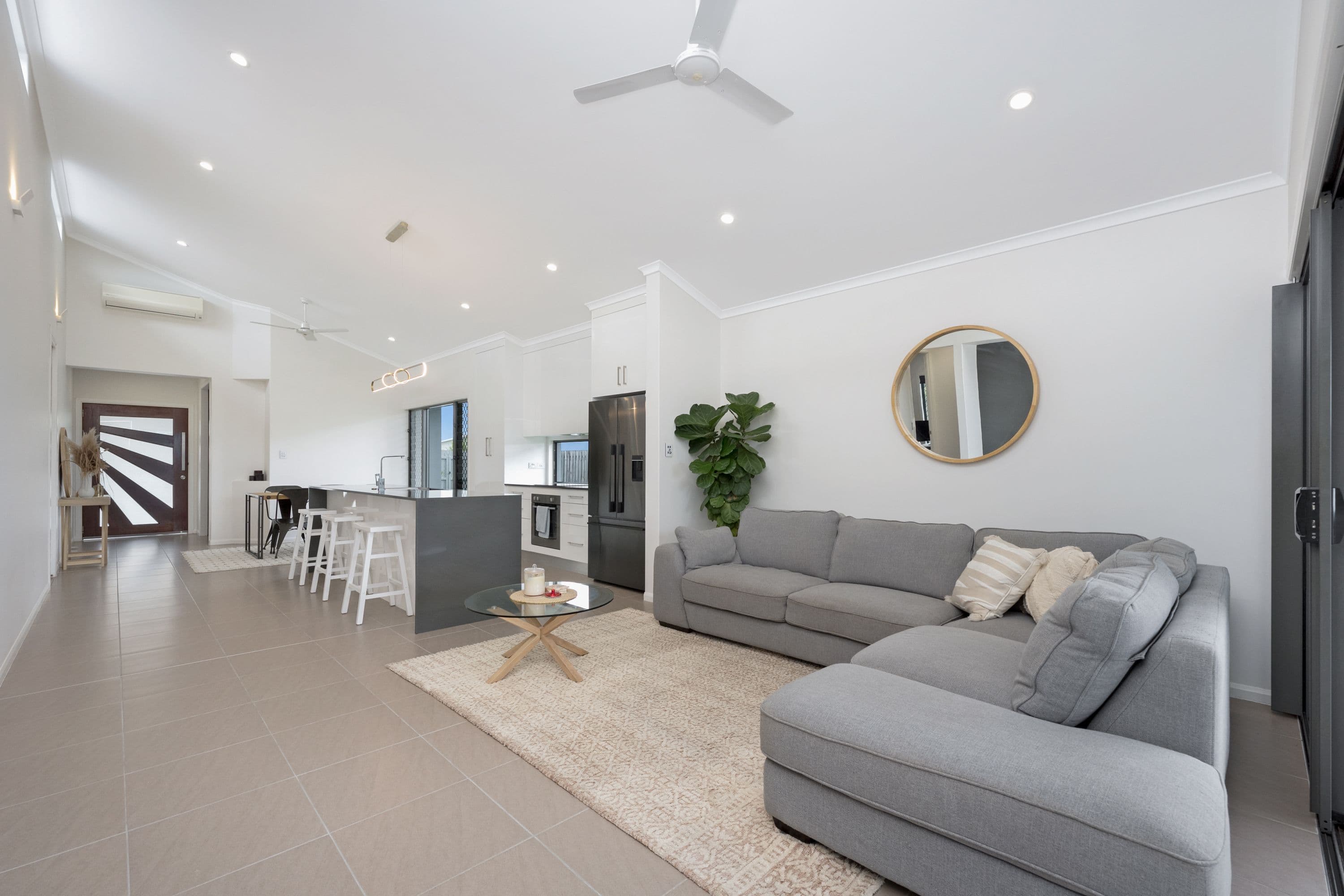 37 Solana Circuit, Burdell QLD 4818, Burdell - Thumbnail 2
