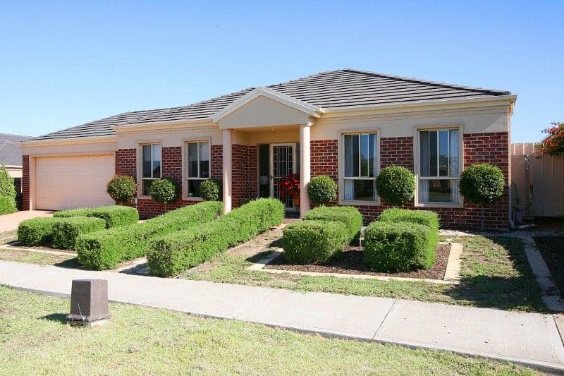 74 Wolviston Avenue, HILLSIDE VIC 3037, Hillside - Image 1