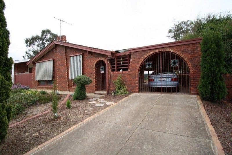 11 La Perouse Crescent, FAIRVIEW PARK SA 5126, Fairview Park - Image 1