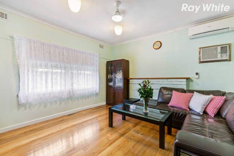 15 Hillcrest Avenue, Ringwood VIC 3134, Ringwood - Thumbnail 2