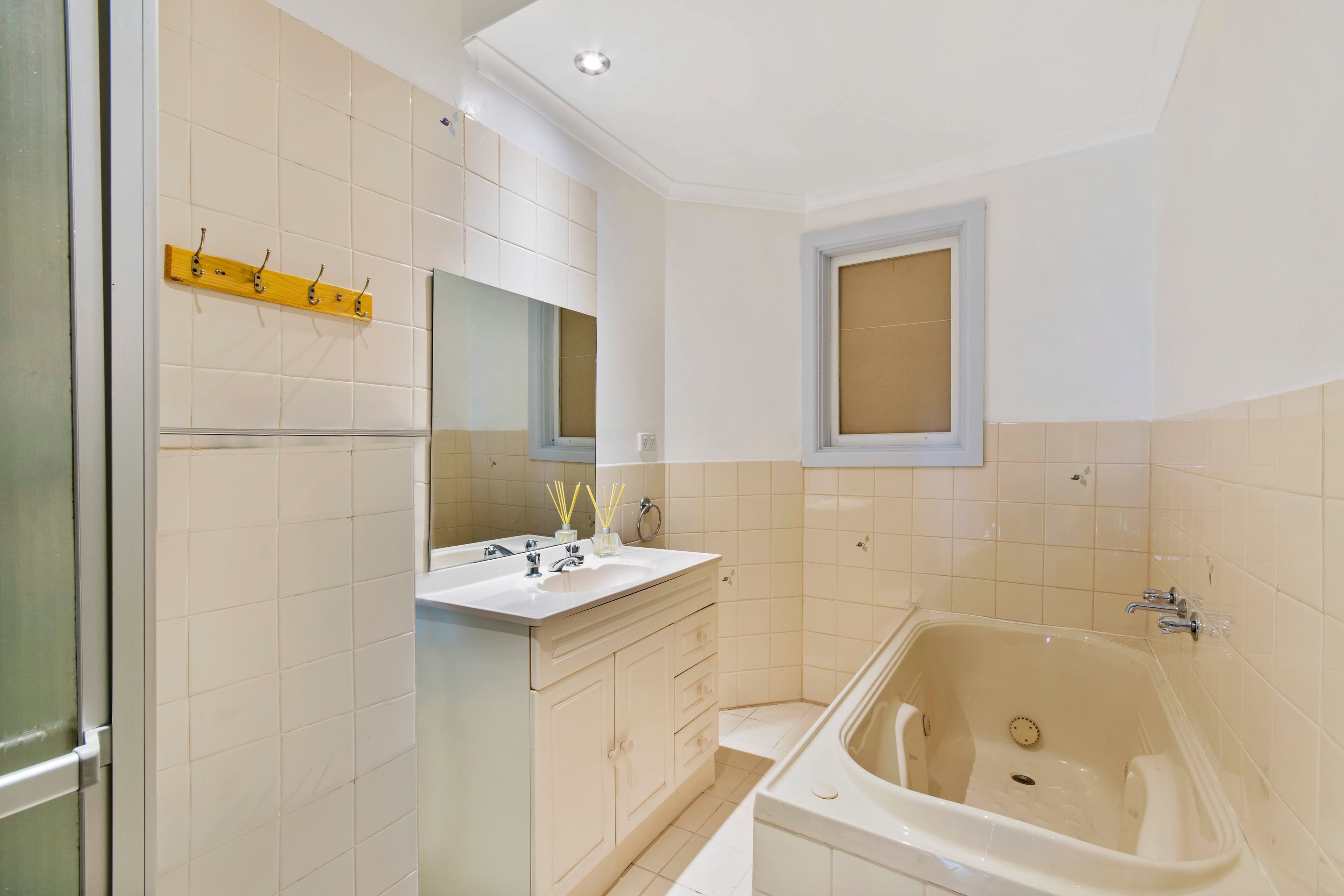 15 Hillcrest Avenue, Ringwood VIC 3134, Ringwood - Thumbnail 7