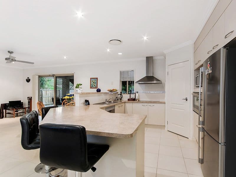 26 Broxbourne Place, Oxenford QLD 4210, Oxenford - Thumbnail 5