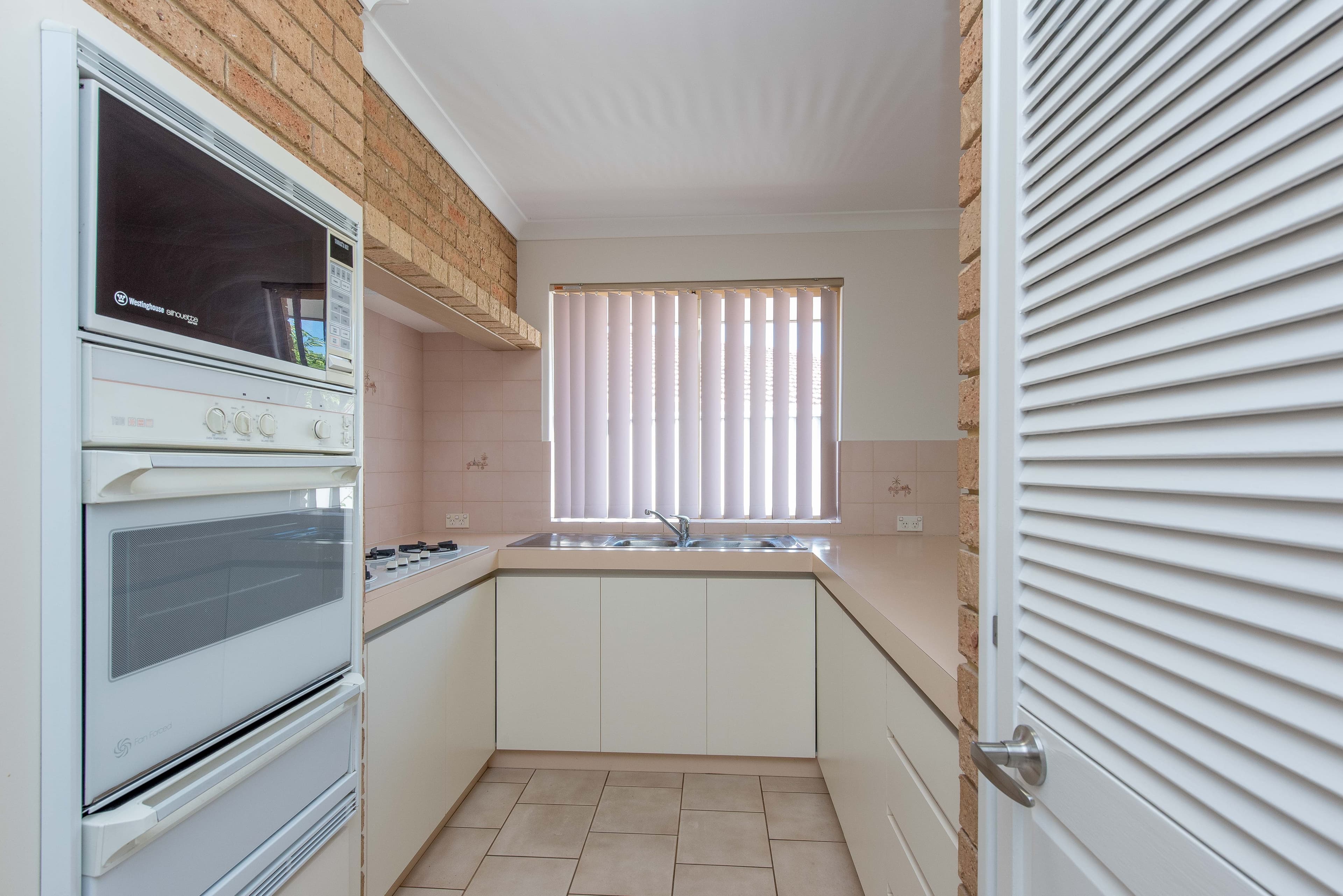 9b Ormond Court, Woodvale WA 6026, Woodvale - Thumbnail 5