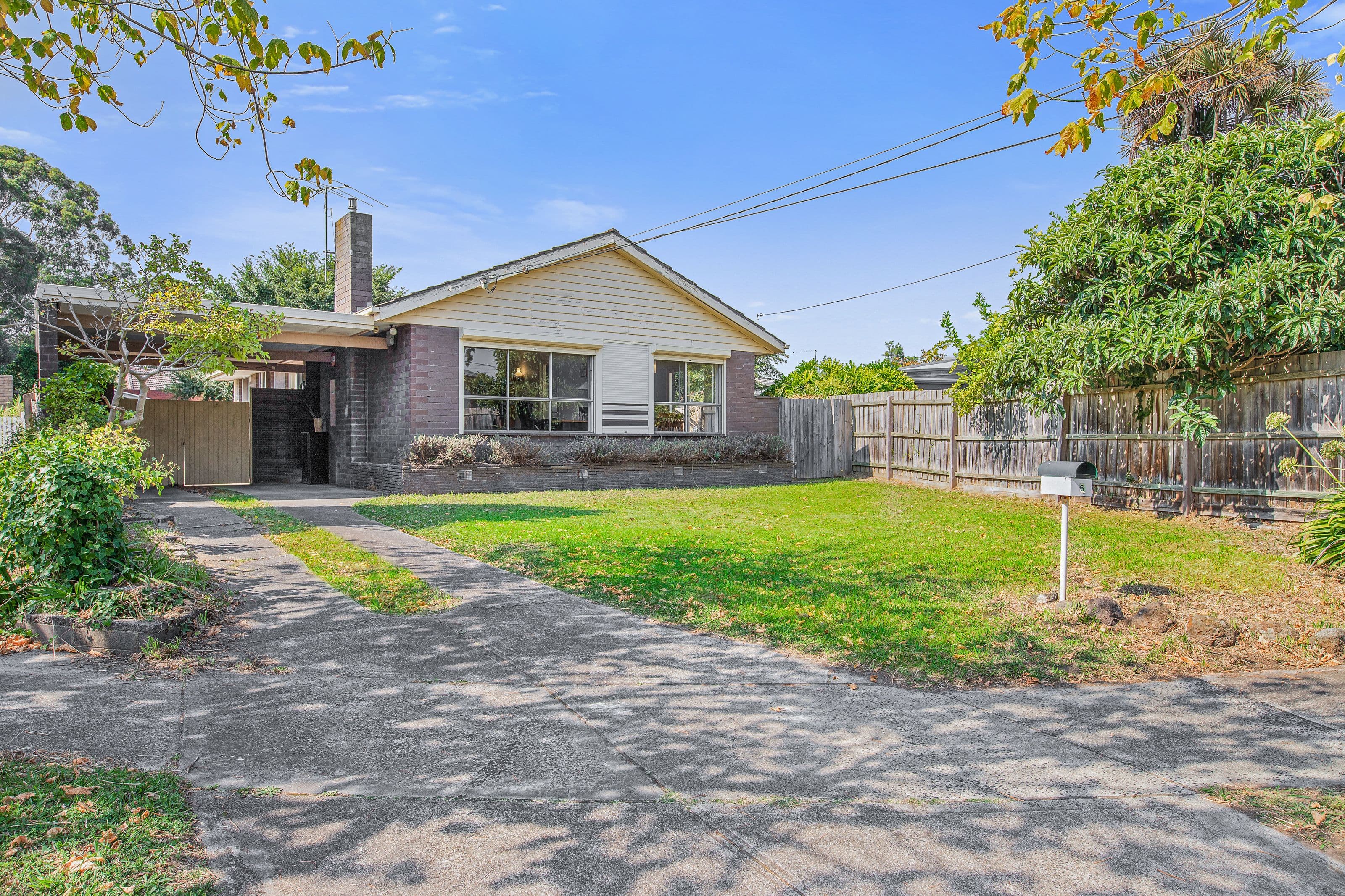 6 Agnes Court, Glen Waverley VIC 3150, Glen Waverley - Thumbnail 2