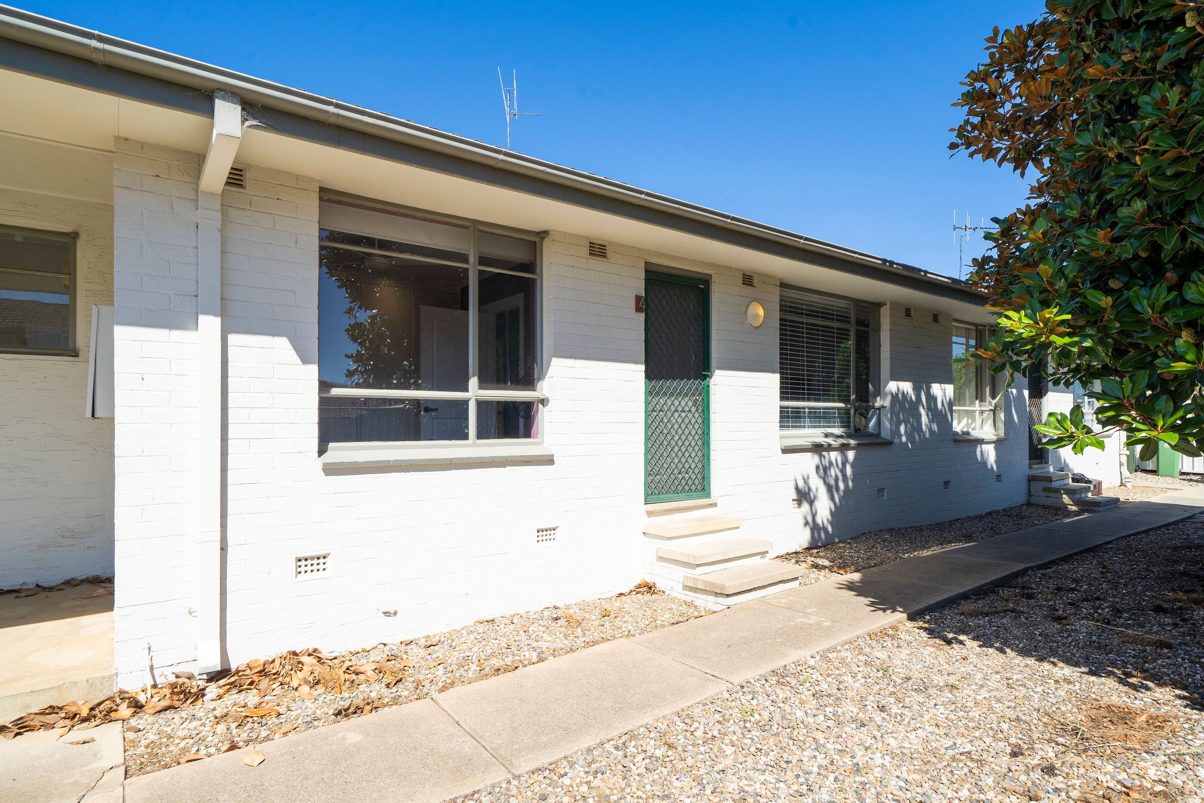59 Donald Road, Karabar NSW 2620, Karabar - Thumbnail 2
