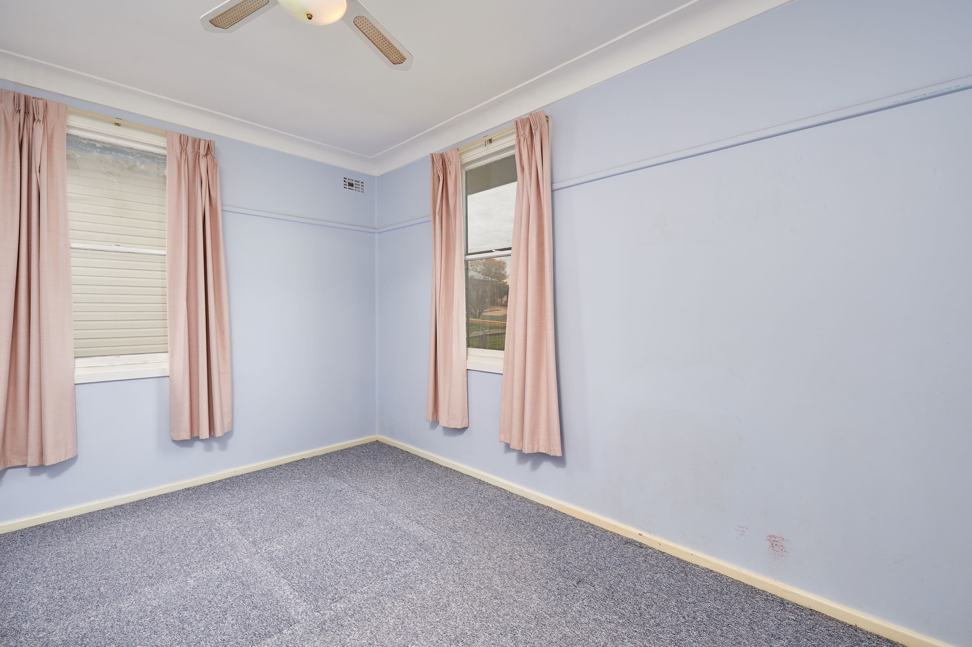 46 Phillip Avenue, Mount Austin - Thumbnail 4