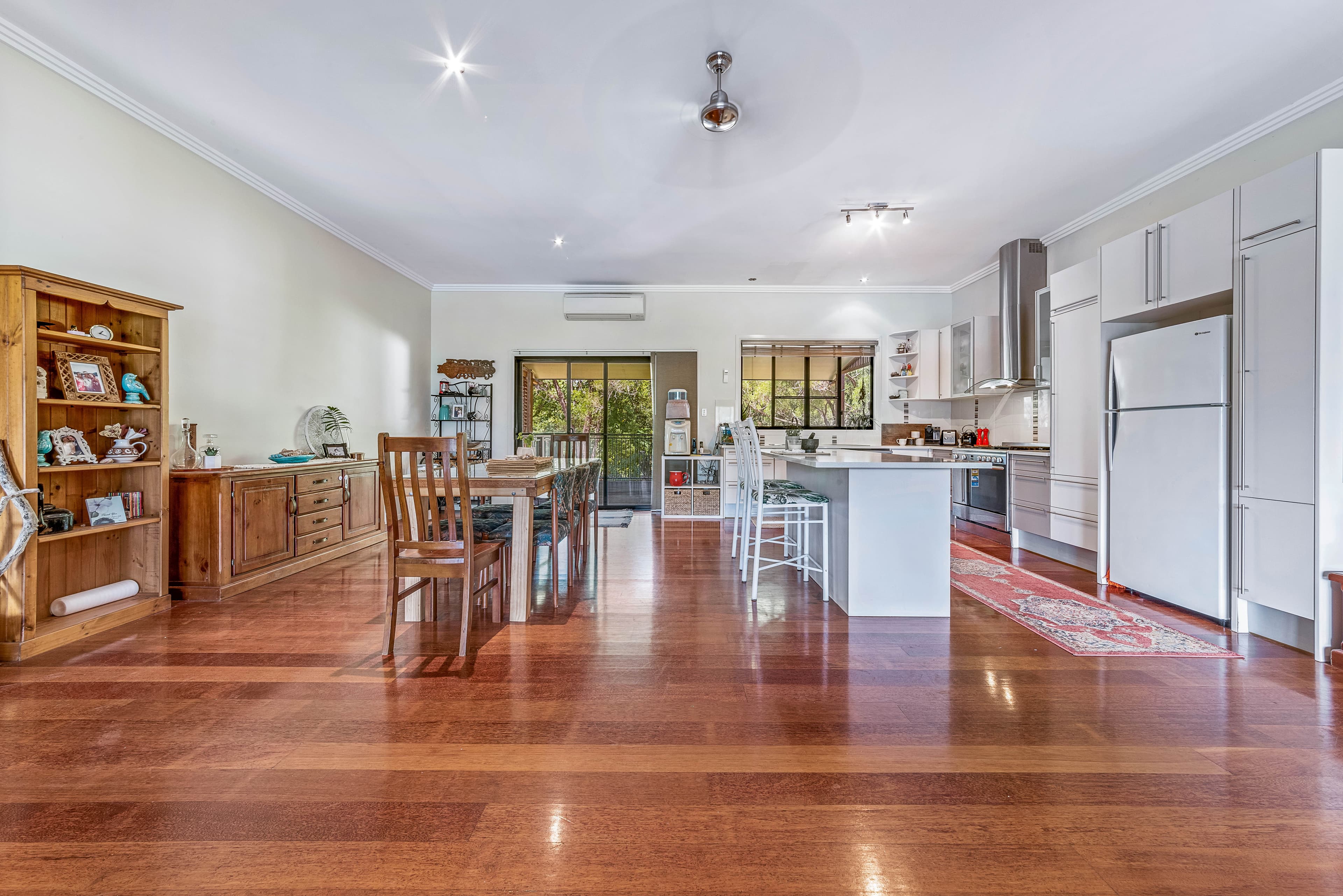 2 Curlew Court, Jubilee Pocket QLD 4802, Jubilee Pocket - Thumbnail 3