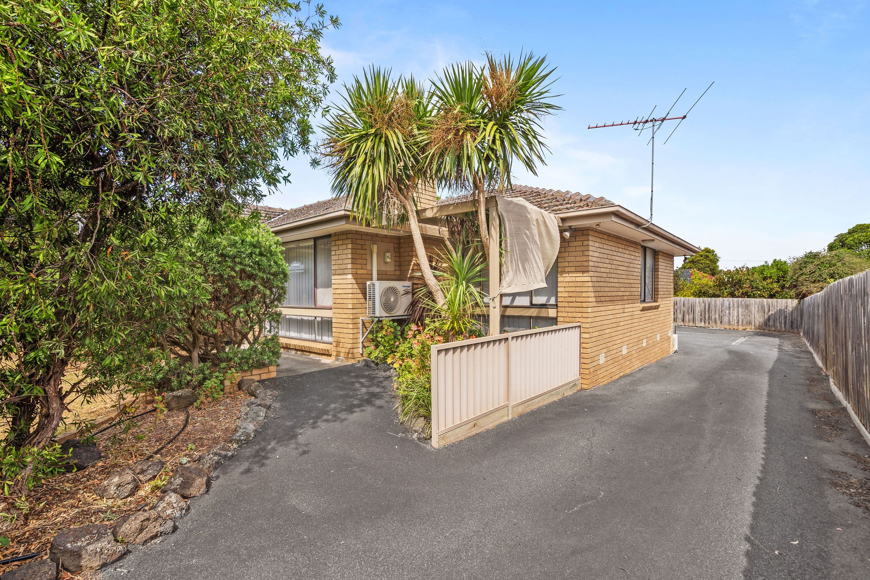 696 Ferntree Gully Road, Wheelers Hill VIC 3150, Wheelers Hill - Thumbnail 6