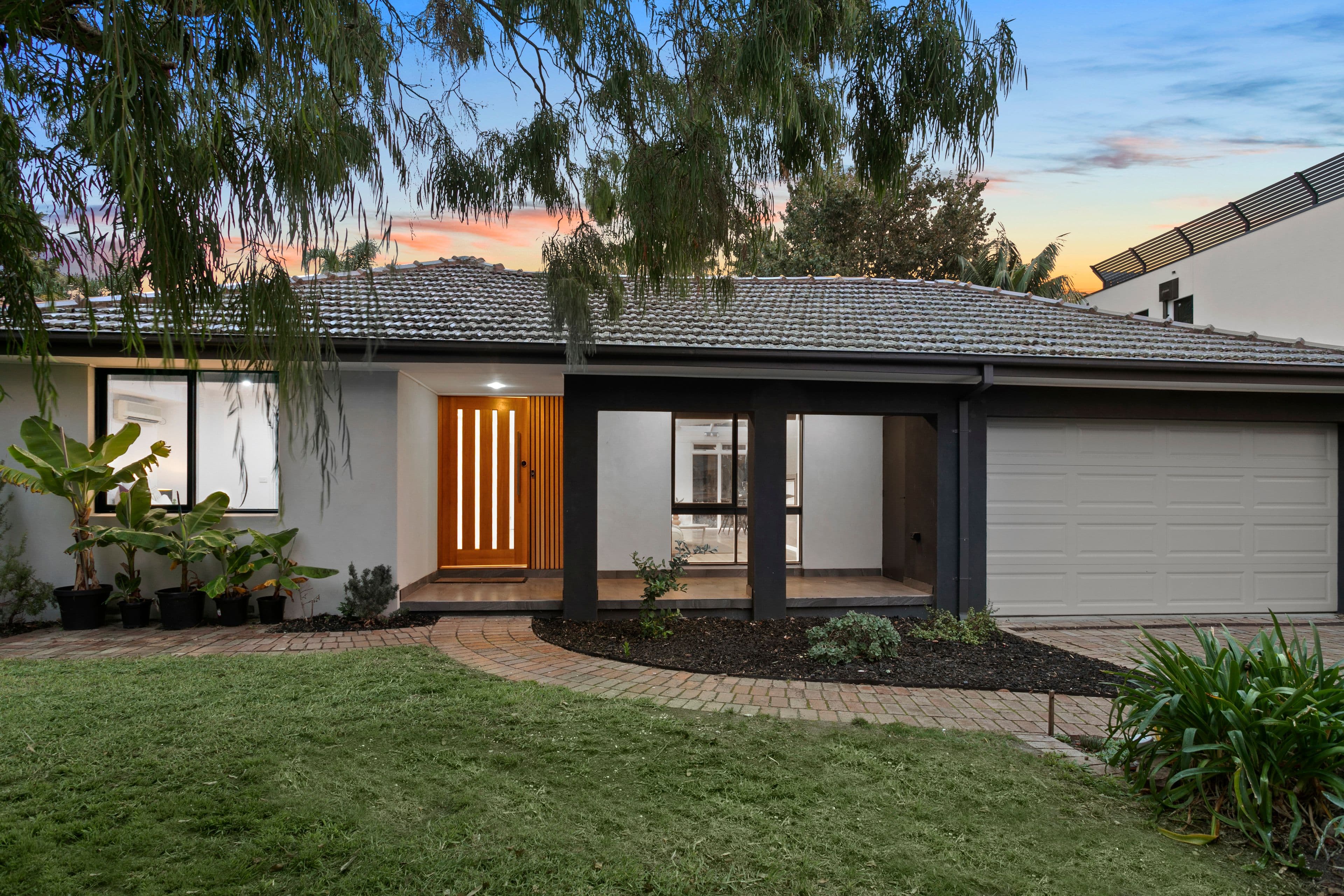 12 Lileura Avenue, Beaumaris VIC 3193, Beaumaris - Image 1