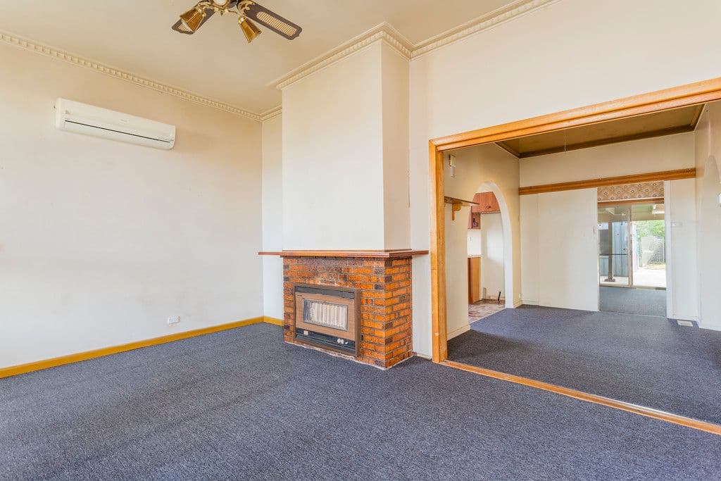 19 Westmoreland Street, ST ALBANS PARK VIC 3219, St Albans Park - Thumbnail 2