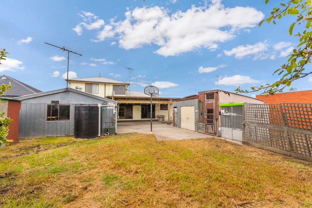 19 Westmoreland Street, ST ALBANS PARK VIC 3219, St Albans Park - Thumbnail 6