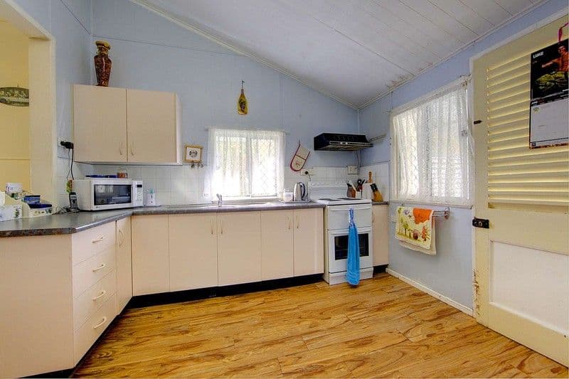 28 Meenan Street, GARBUTT QLD 4814, Garbutt - Thumbnail 2