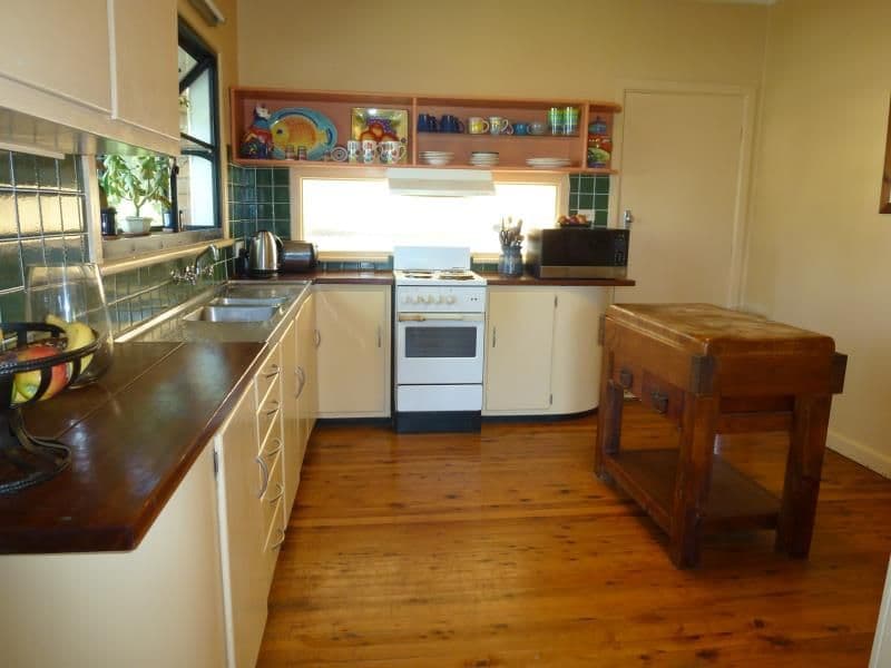 12 Lovett Avenue, DUBBO NSW 2830, Dubbo - Thumbnail 3