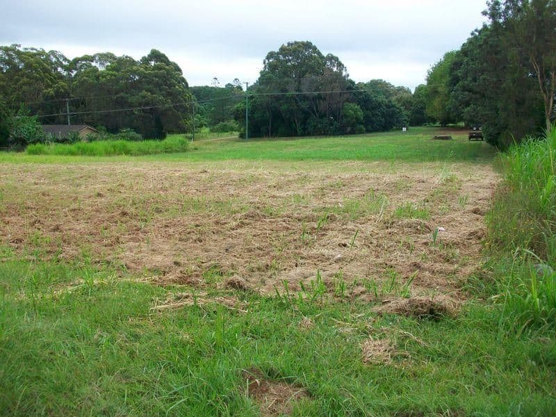 13 Laurel Street, RUSSELL ISLAND QLD 4184, Russell Island - Thumbnail 2