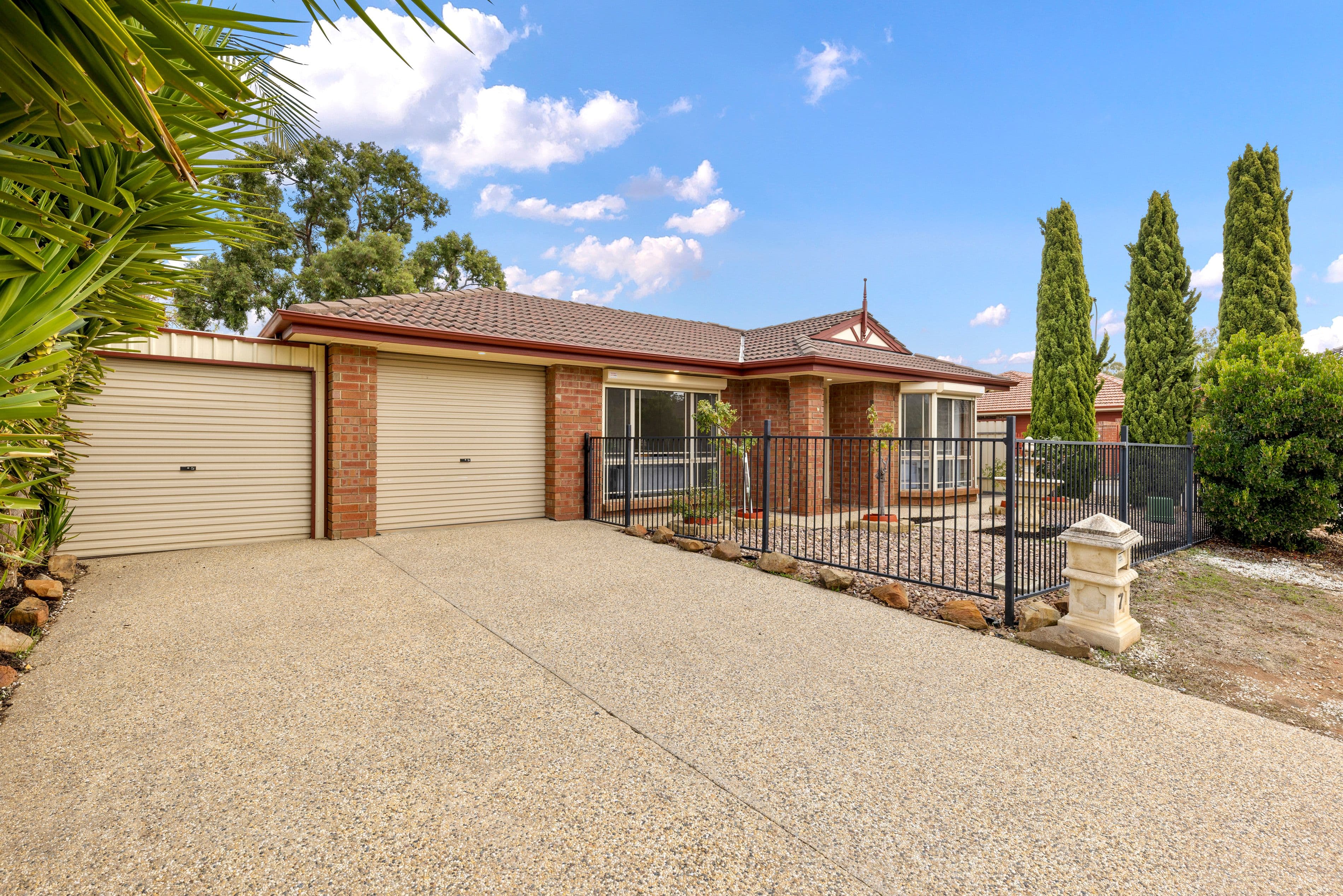 7 Linford Close, Salisbury Downs SA 5108, Salisbury Downs - Thumbnail 2