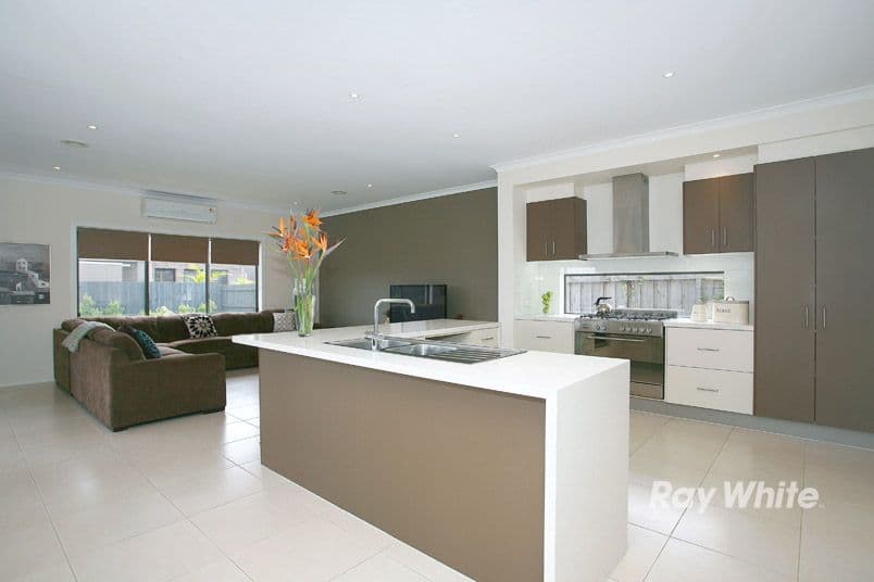 2 Dalray Street, Sandhurst VIC 3977, Sandhurst - Thumbnail 5