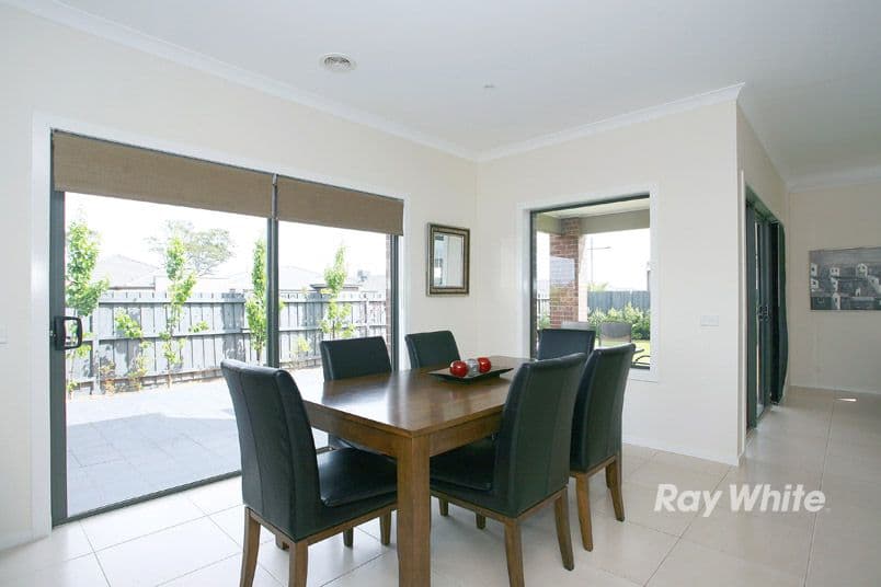 2 Dalray Street, Sandhurst VIC 3977, Sandhurst - Thumbnail 7