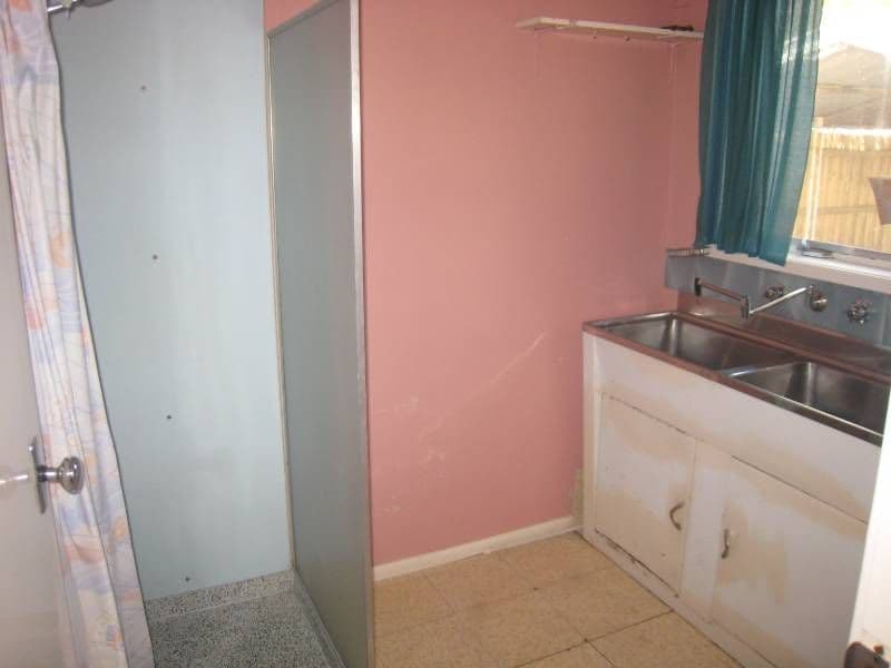 14 Rosenthal Crescent, Reservoir VIC 3073, Reservoir - Thumbnail 6