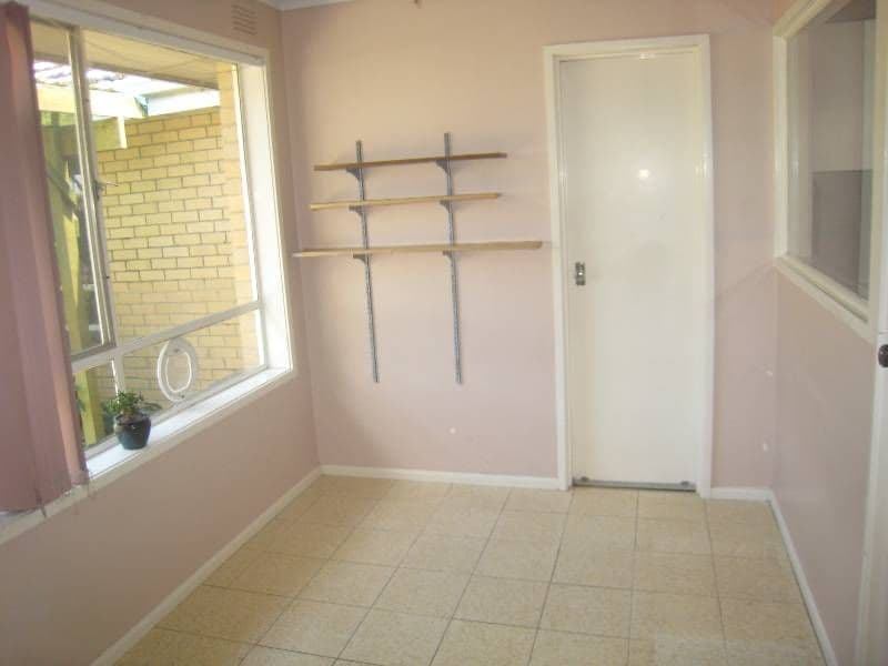 14 Rosenthal Crescent, Reservoir VIC 3073, Reservoir - Thumbnail 7
