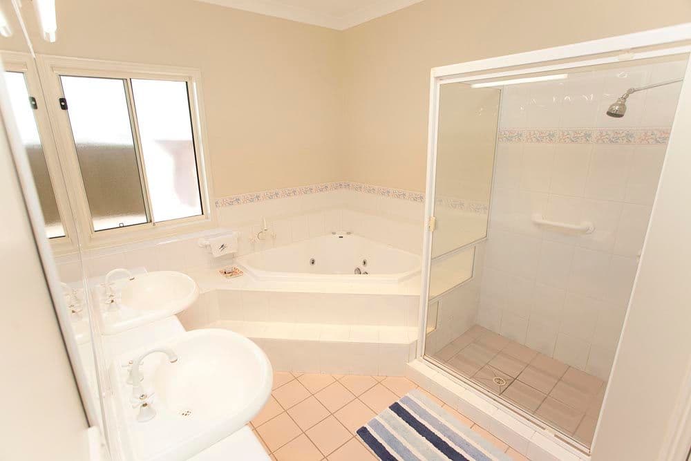 14 Inwood Place, THE GAP QLD 4061, The Gap - Thumbnail 6