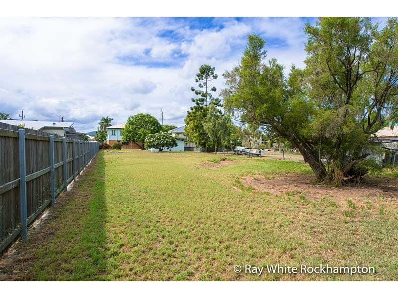 23 Hollingsworth Street, Kawana QLD 4701, Kawana - Thumbnail 2