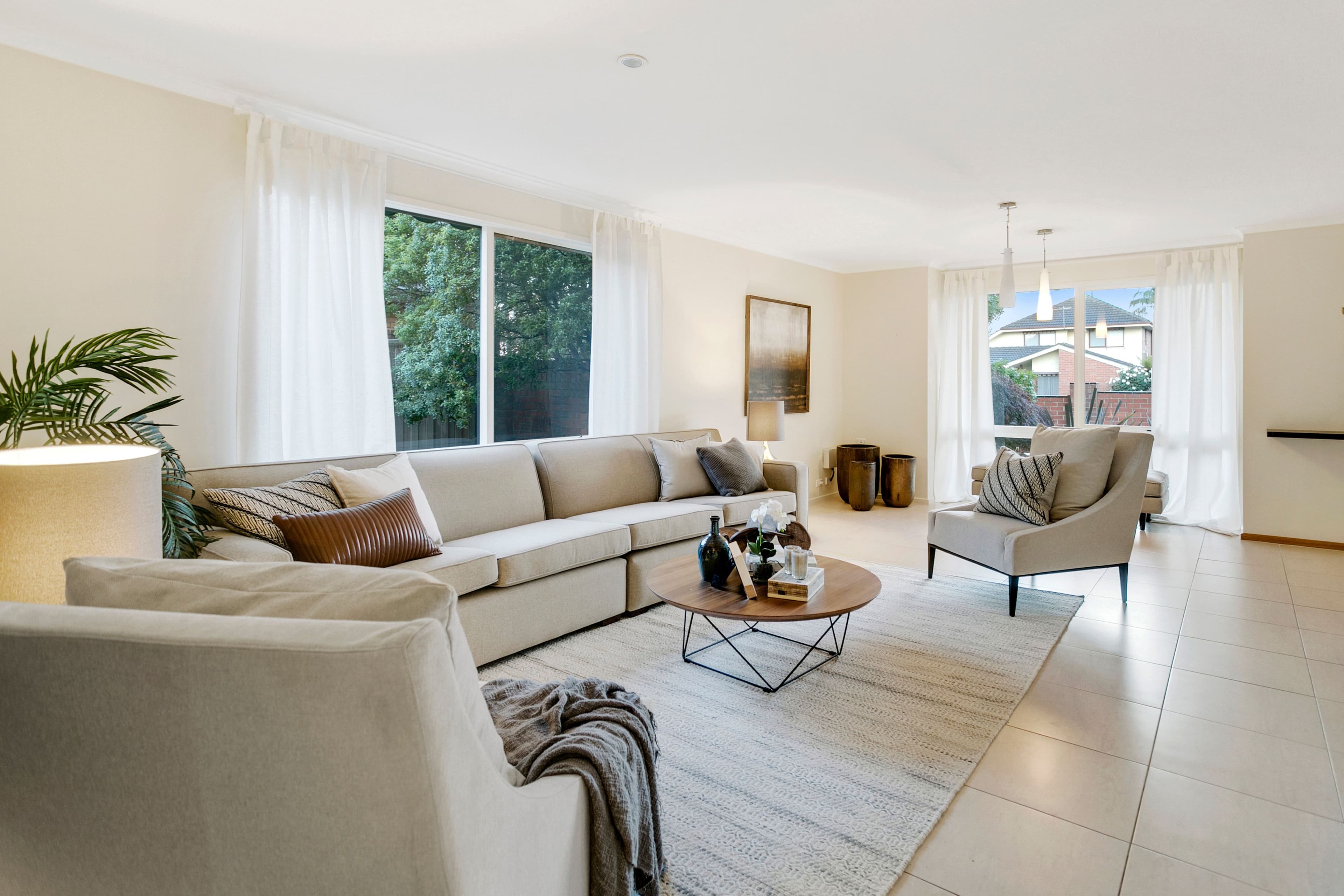 67 Raphael Crescent, Frankston VIC 3199, Frankston - Thumbnail 2