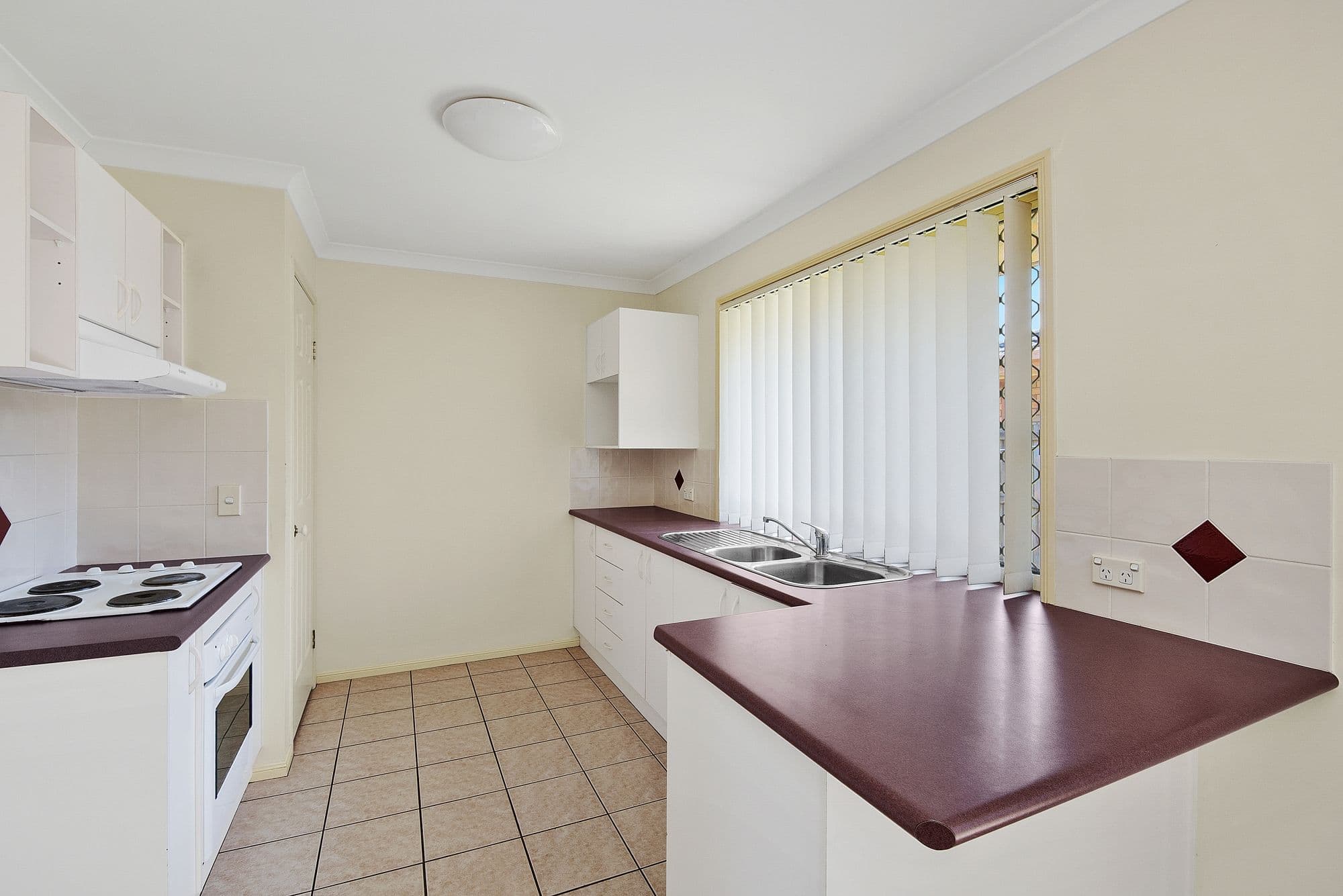 1 Vincent Court, Deception Bay QLD 4508, Deception Bay - Thumbnail 4