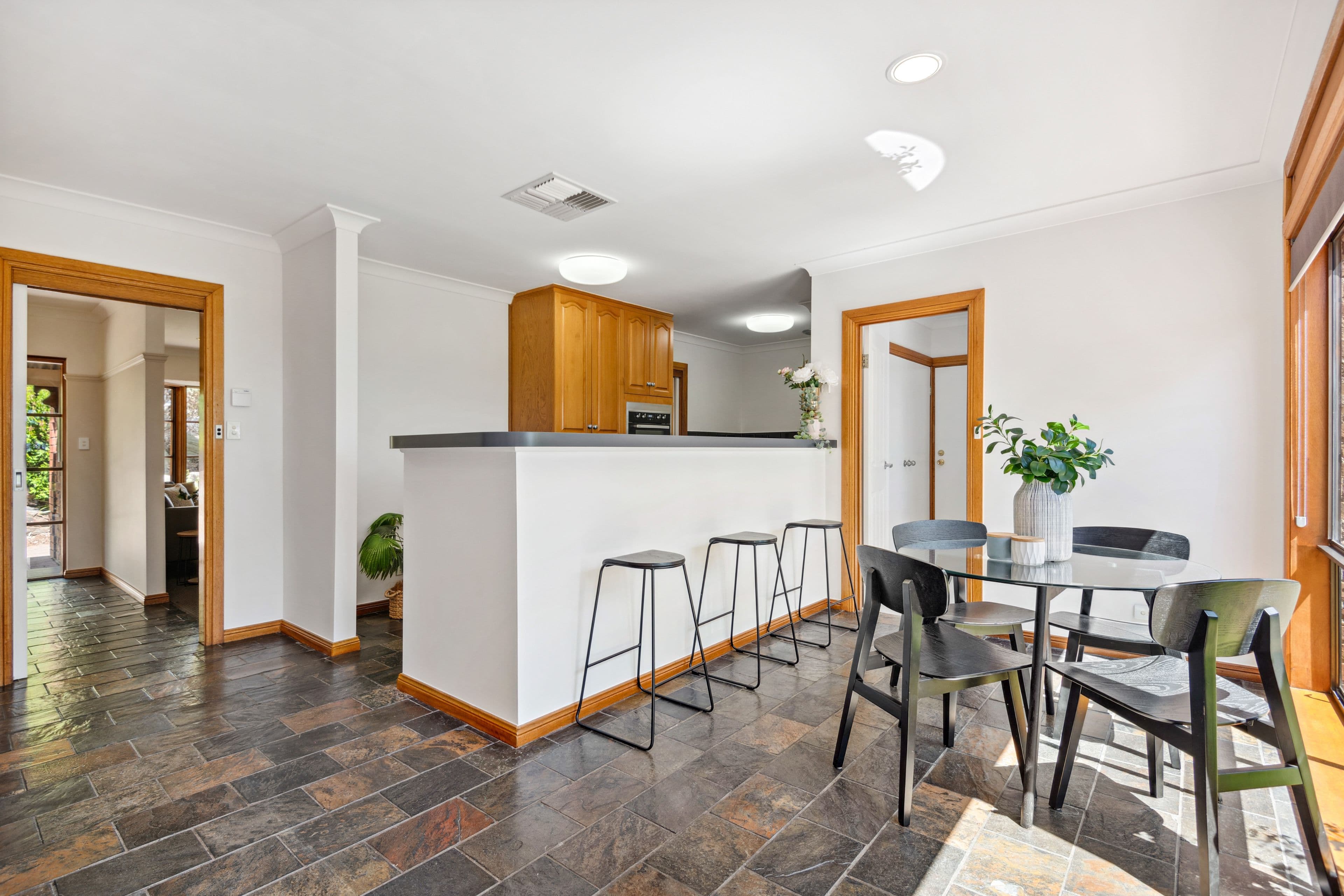 42 Seaview Drive, Happy Valley SA 5159, Happy Valley - Thumbnail 4