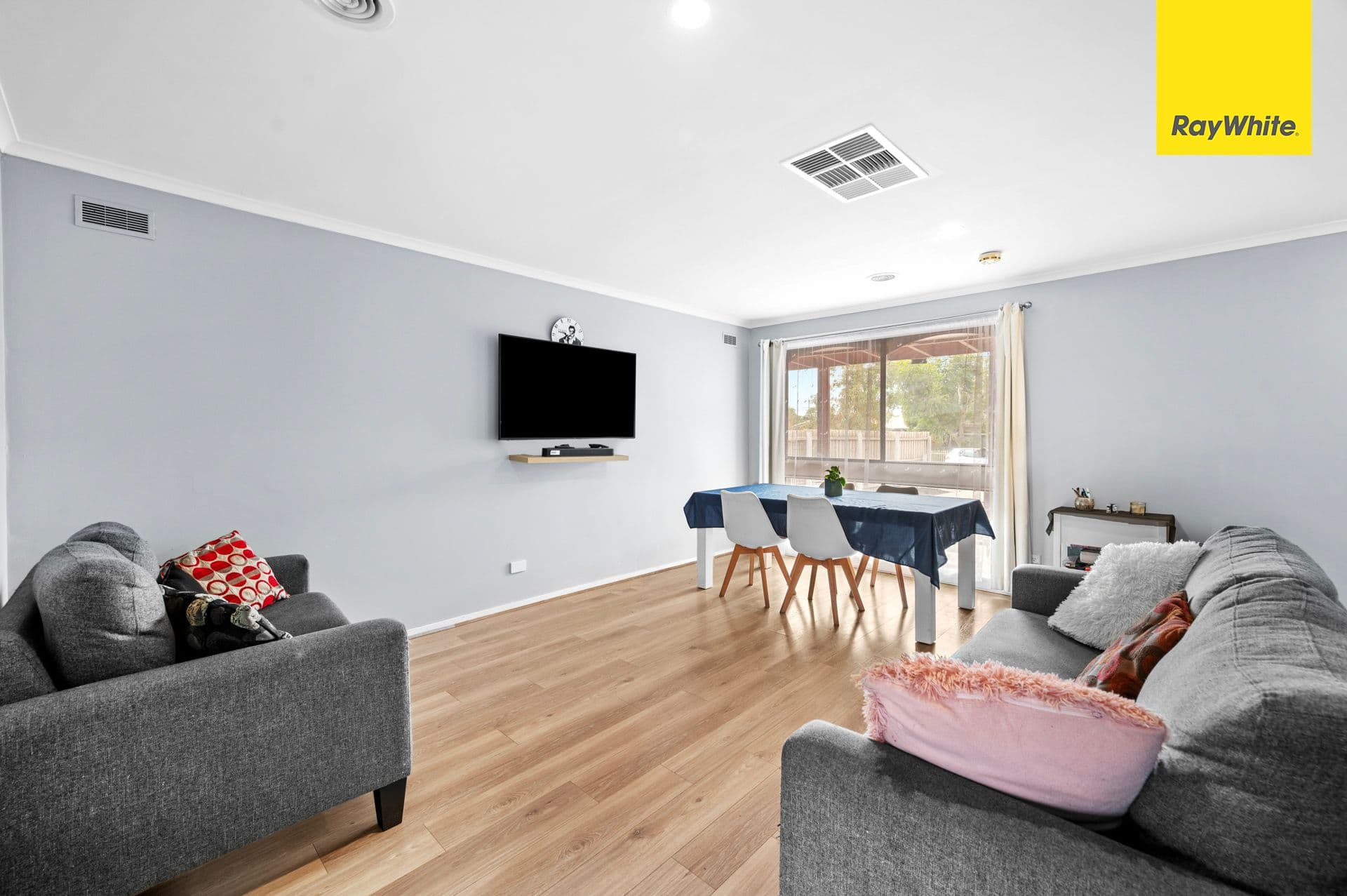 43 Bennett Street, Melton South VIC 3338, Melton South - Thumbnail 2