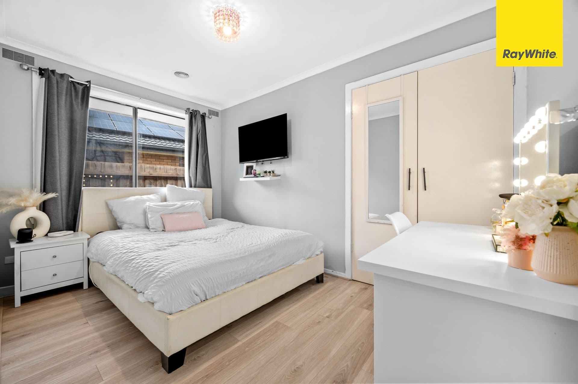 43 Bennett Street, Melton South VIC 3338, Melton South - Thumbnail 6