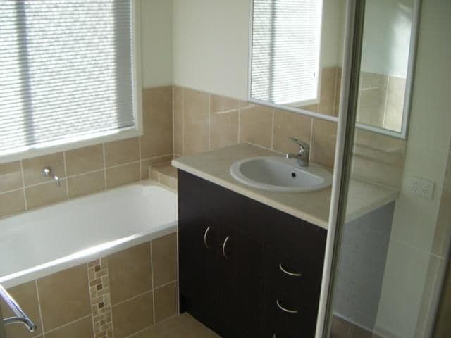 13 Eyre Place, CALOUNDRA QLD 4551, Caloundra - Thumbnail 5