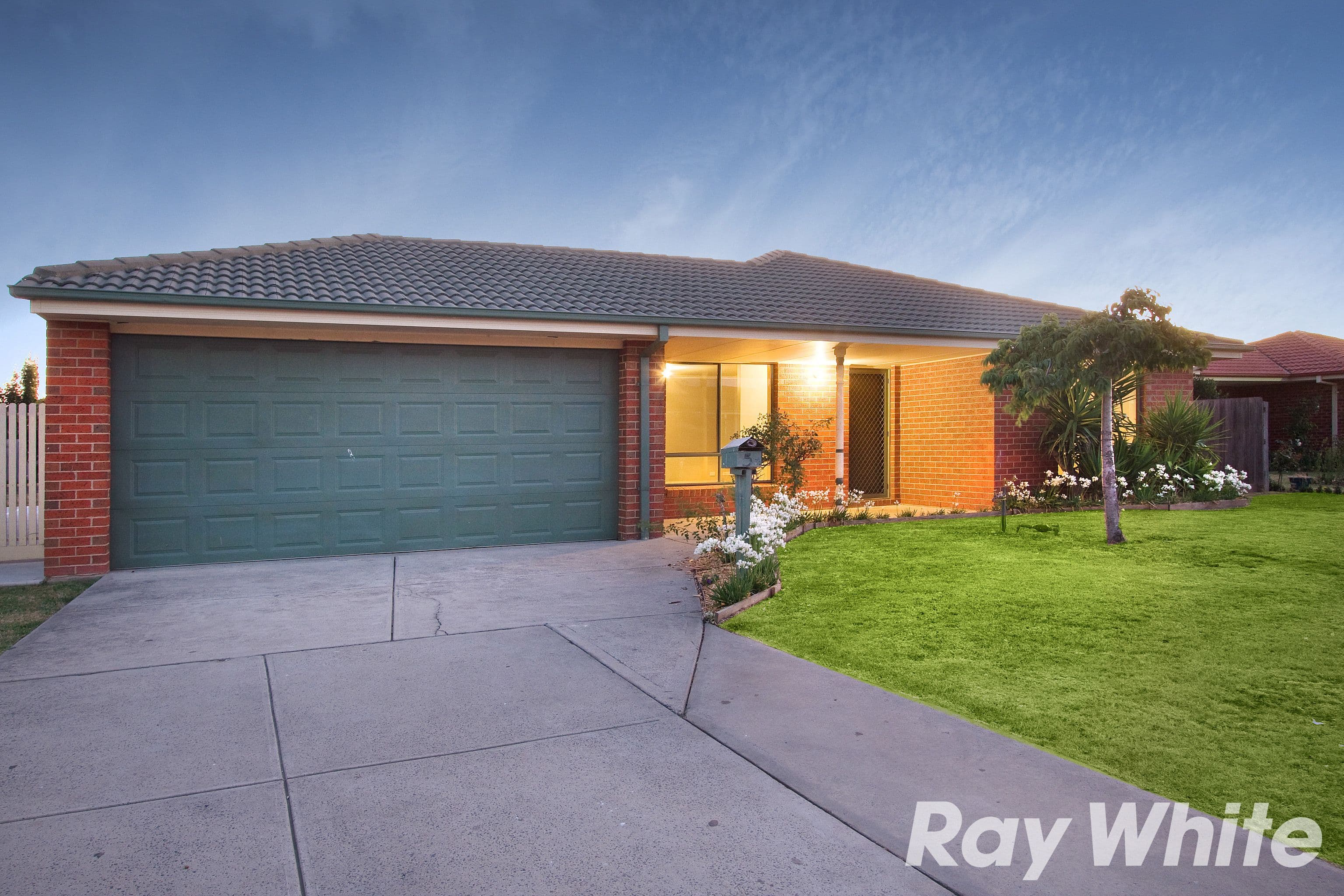 5 Blackmore Close, Pakenham VIC 3810, Pakenham - Image 1