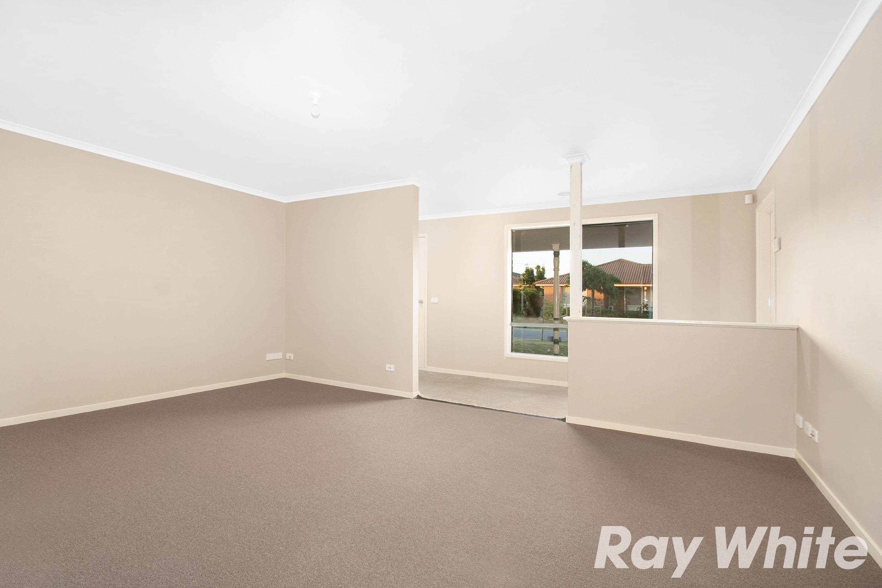 5 Blackmore Close, Pakenham VIC 3810, Pakenham - Thumbnail 3