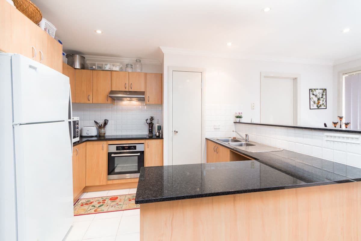 37 Beaumont Avenue, North Richmond - Thumbnail 4