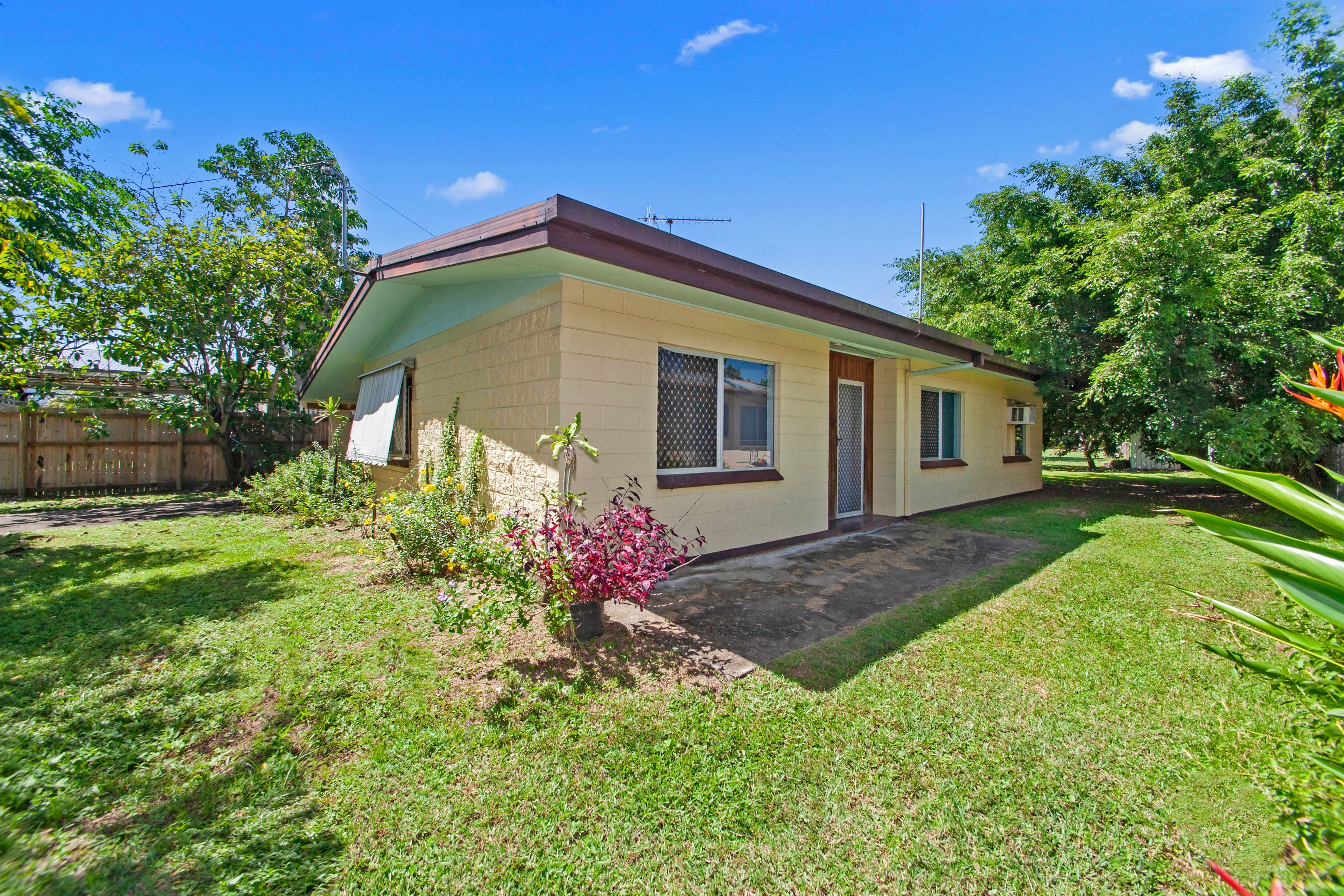 104 McCormack Street, Manunda QLD 4870, Manunda - Thumbnail 2