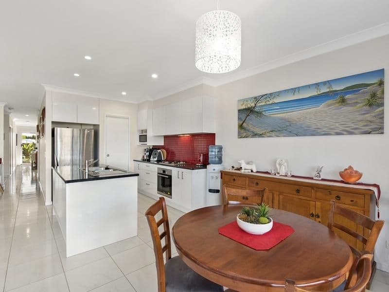 34 Dickson Crescent, North Lakes QLD 4509, North Lakes - Thumbnail 3