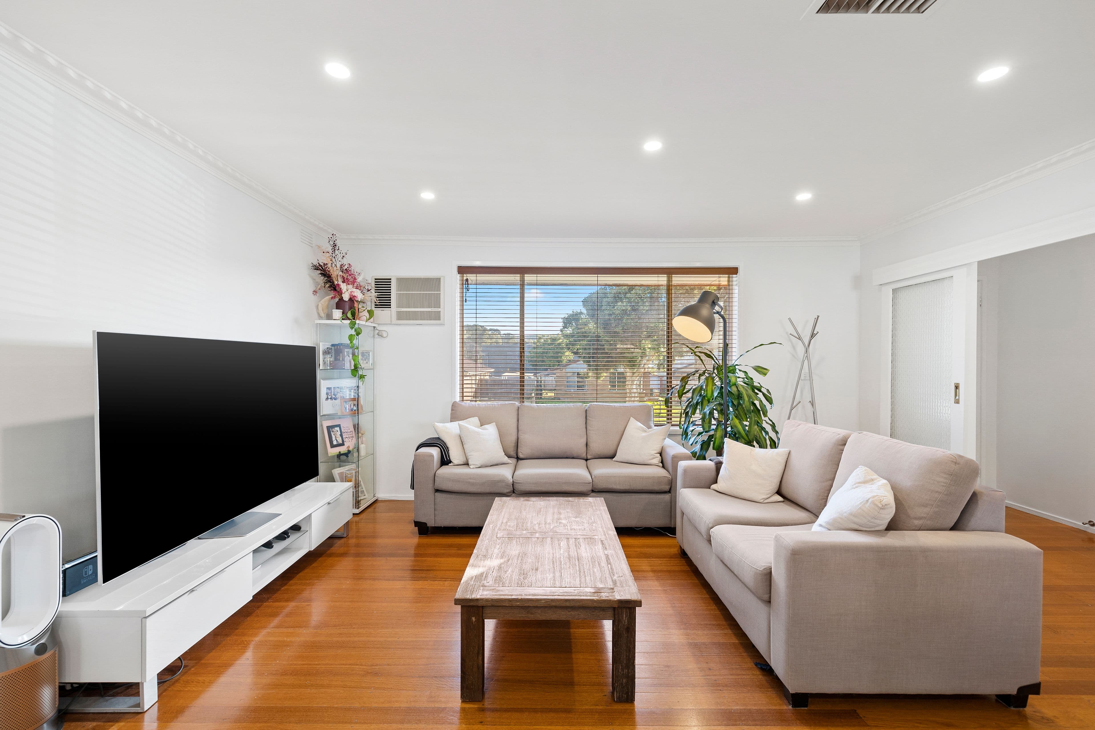 29 Kernot Crescent, Noble Park North VIC 3174, Noble Park North - Thumbnail 2