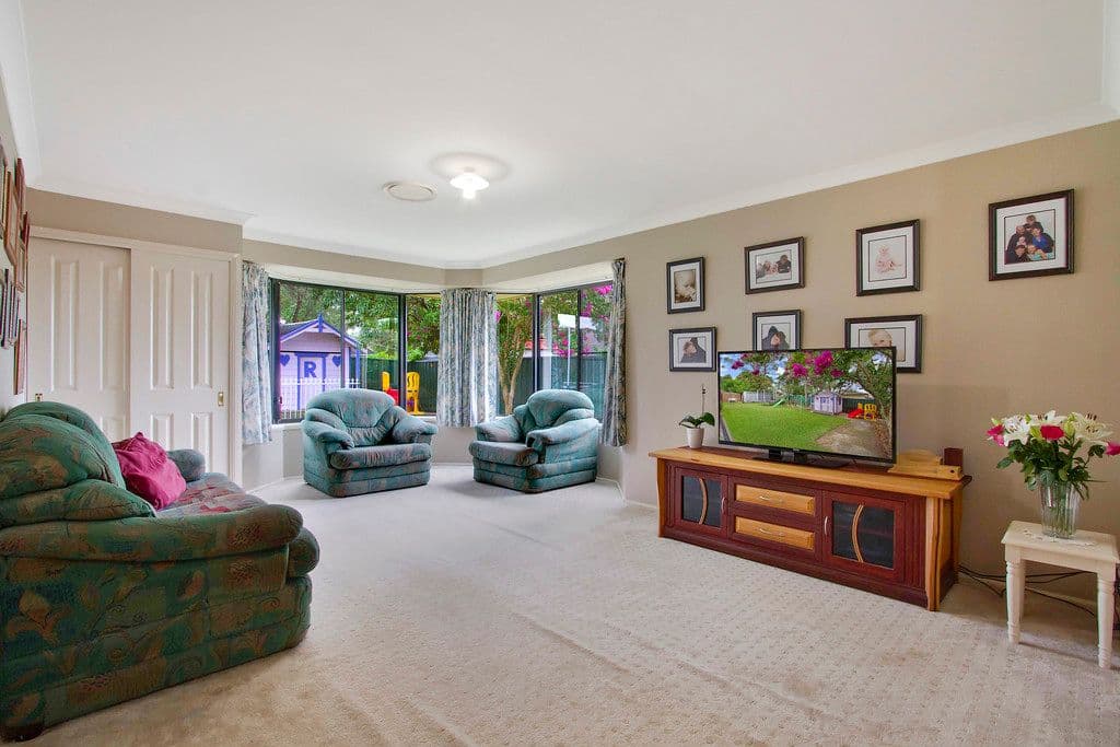8 Tyne Crescent, North Richmond - Thumbnail 5