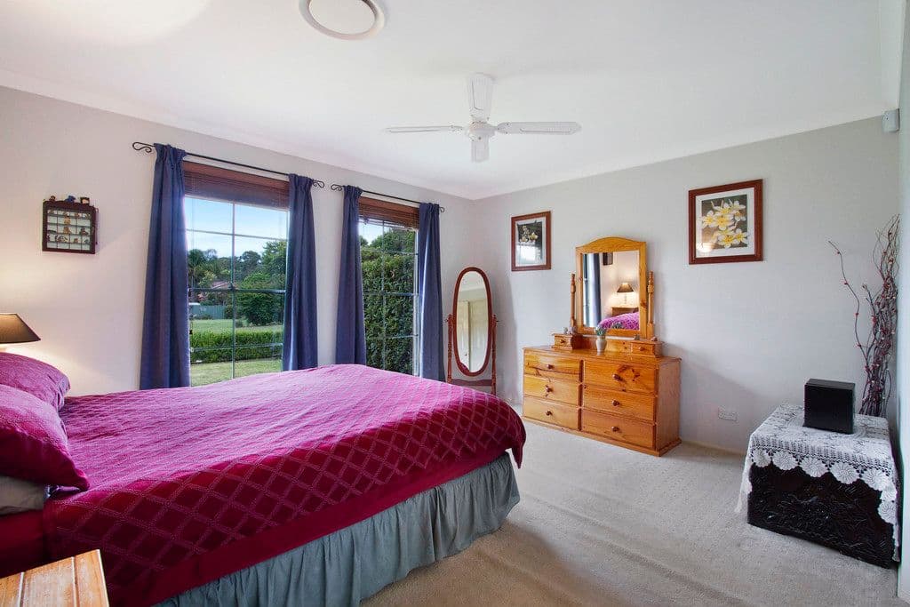 8 Tyne Crescent, North Richmond - Thumbnail 7