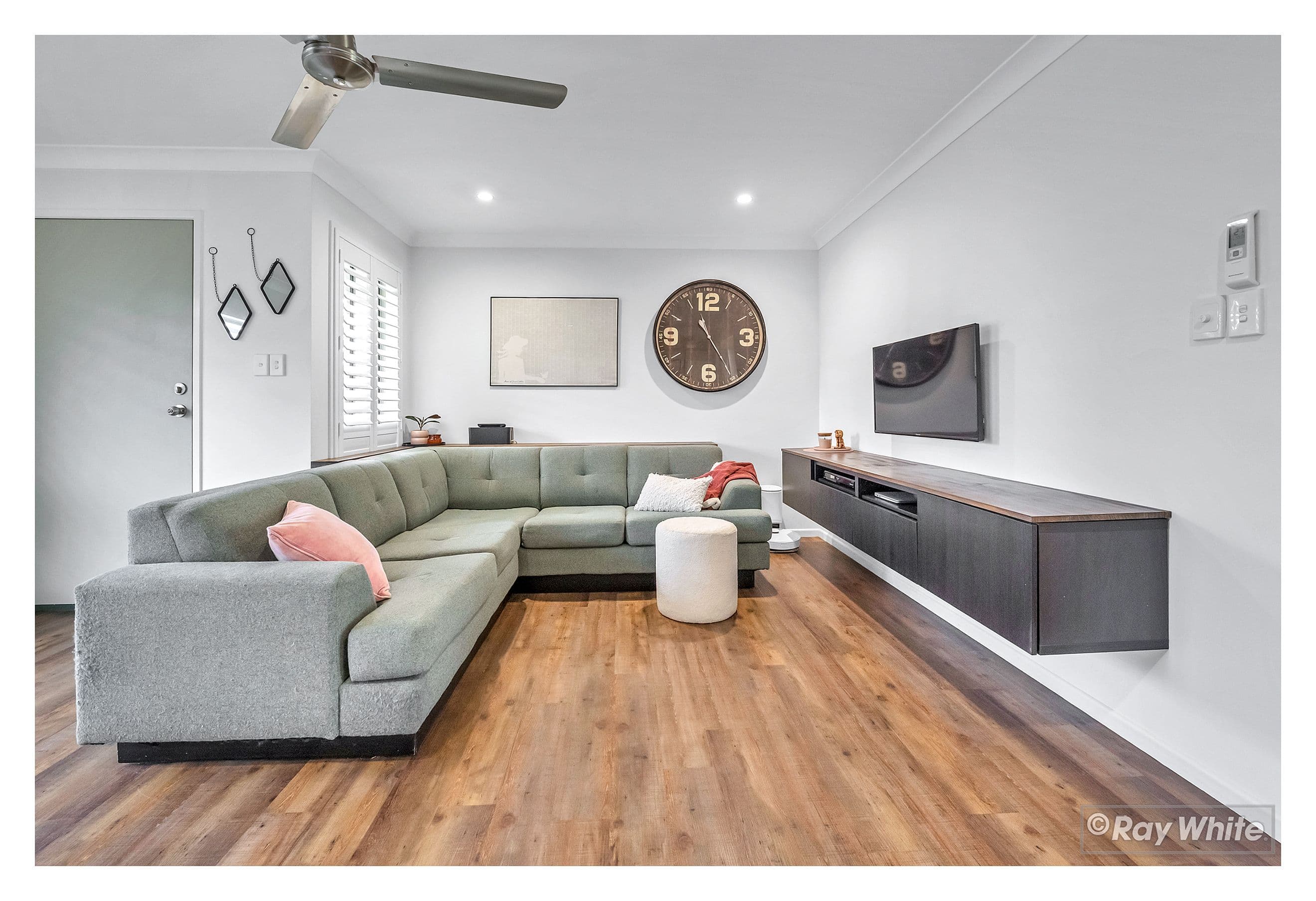 15 Hoffmann Street, Norman Gardens QLD 4701, Norman Gardens - Thumbnail 2