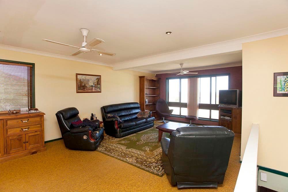 26 Bridle Street, MANSFIELD QLD 4122, Mansfield - Thumbnail 4